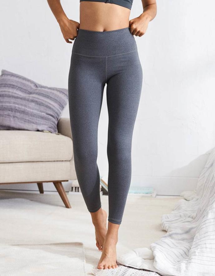 Girls, favorite style / feature of yoga pants, any you’d recommend?