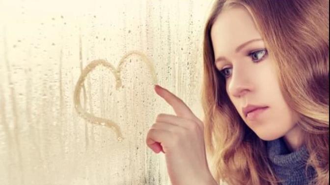 Is it bad to think about your ex when you're with your current boyfriend/girlfriend?