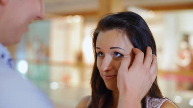 Girls, Do you like it when a guy moves a strand piece of hair from your face?