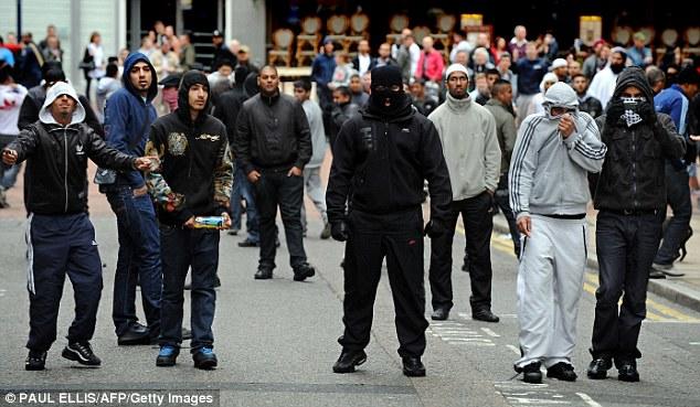 Between Pakistani rape gangs, machete weilding Pakistani gangs & Pakistani terrorists is it time Britain dealt with the problem?