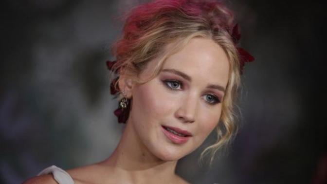 Why don't people like Jennifer Lawrence?