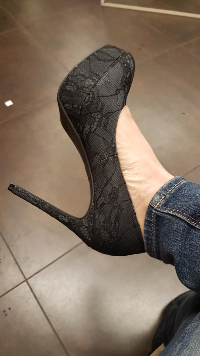 What do you think of these pair of shoes? Do they really look like stripper shoes?