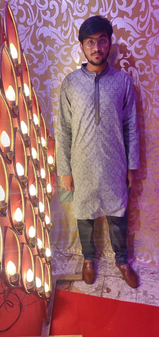 Is always dressing casually unattractive?