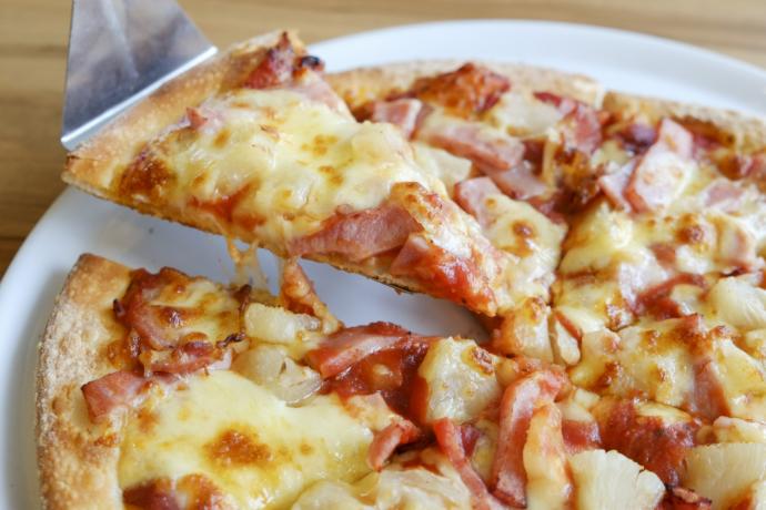 Do you like pineapple on pizza?