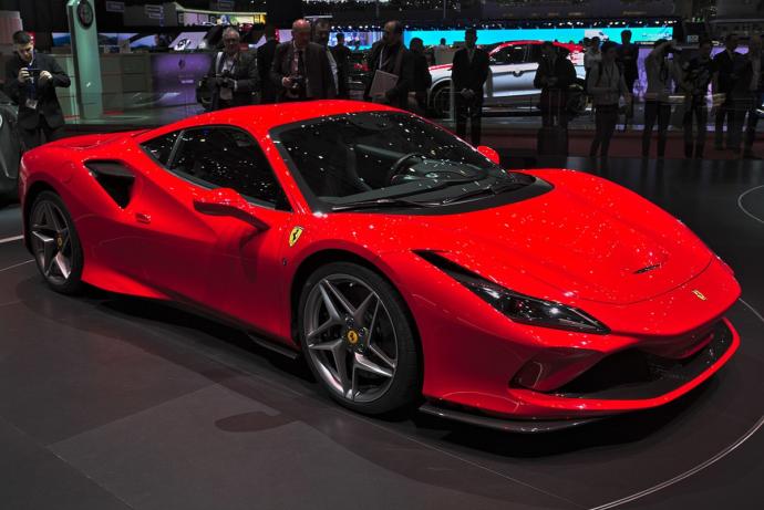 Ferrari F8 Tributo Top speed 211 mph