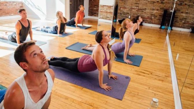 Dating woman from yoga class, How go about it?