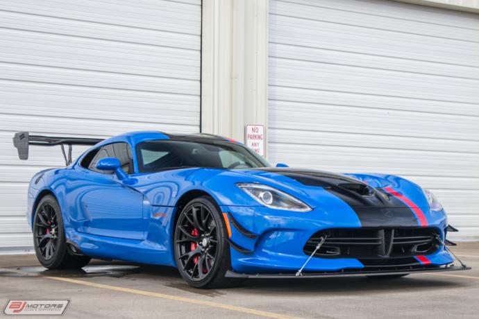 Dodge Viper ACR