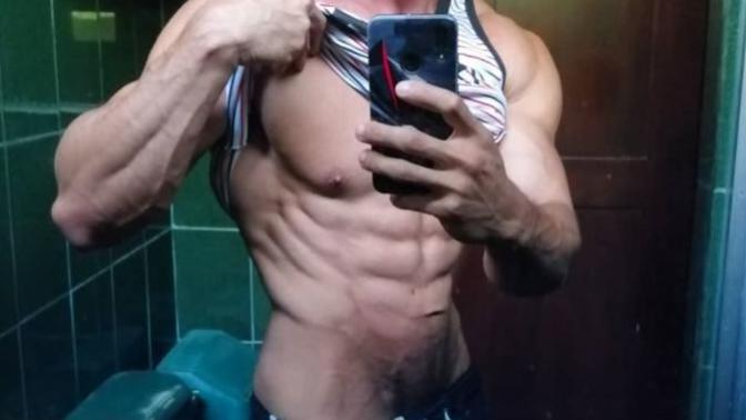If you see this photo of this guy showing off his ripped body on social media What are your thoughts about it?