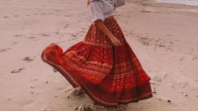 Long skirt or short skirts?