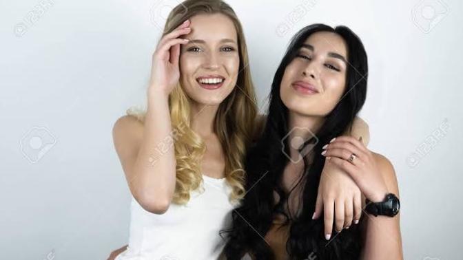 Are men lying when they say that they prefer brunettes?