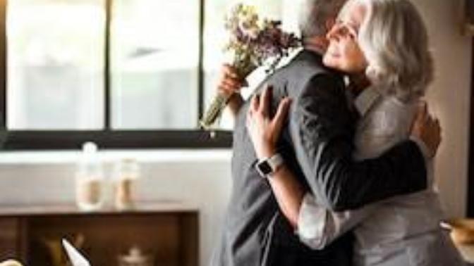 What is a good gift to get your significant other your anniversary?