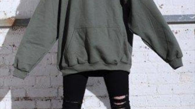 Oversized sweatshirts; Cute or not?