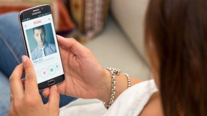 I caught my boyfriend on tinder, he says it doesn't mean anything... should I believe him?