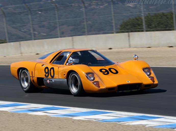 McLaren m6gt