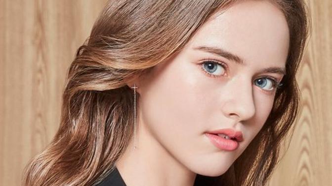 Who is your prefer among these most beautiful teens in the world?