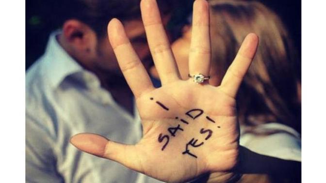 After getting engaged, do you make the announcement right away?