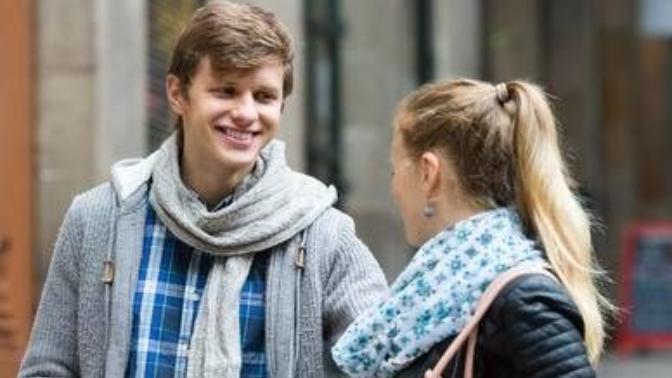 How do you distinguish between a guy being nice and being interested?