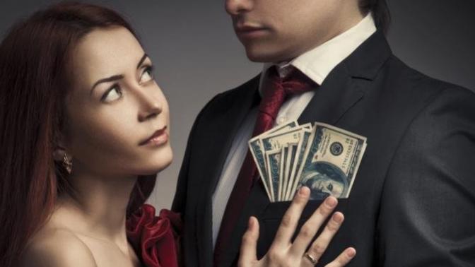 Is it wrong I only like men for their money?