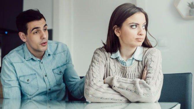 My boyfriend constantly talks about his female friends. What should I do?