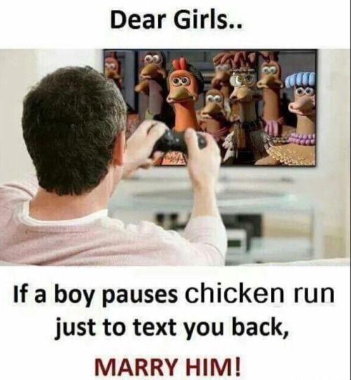 Is it a red flag if a guy asks for pics of you?