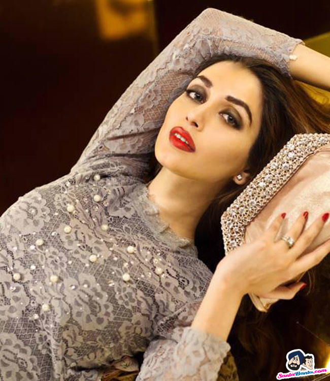 Which CELEBRITY would you rate as perfect ten?