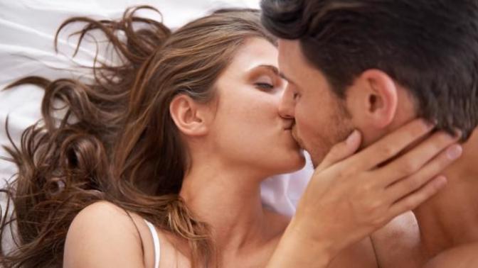 If a woman sleeps with a man on the first date does it diminish their chances of having a long term relationship with that guy?