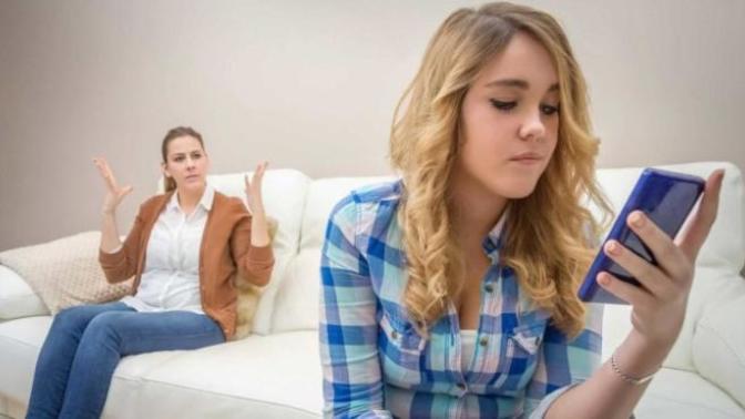 I'm about to meet my long distance partner for the first time, and I'm really nervous... Paranoid mother stresses me out even more, any advice?