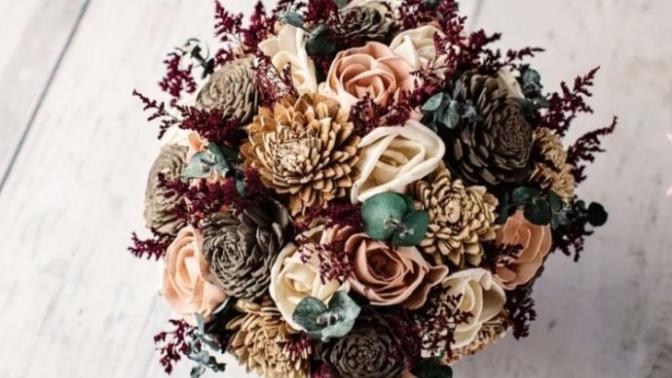 Ladies; What do you think about these carved wood bouquets? And would you like receiving them from someone special?