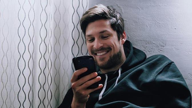 When is the right time to quit searching for other people in dating apps?