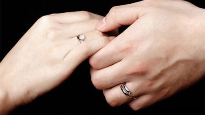 Even if you never wanted to marry, would you at least still get engaged or wear promise rings (forever) to symbolize the commitment?