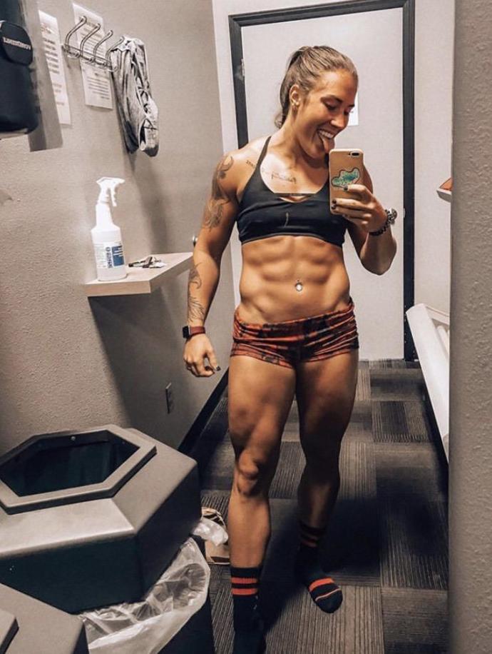 What do you think of girls with this level of body composition?