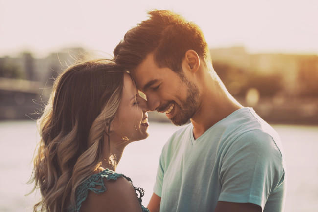 Are you more affectionate or distant in relationships?