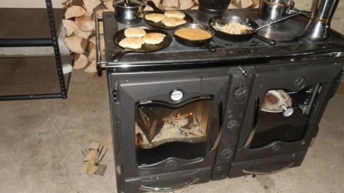 Topic Past Technologies: Who knows how to cook on one these wood burning cooking stove?