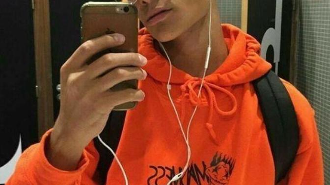 Ladies, I know skin tone color isn’t always important but do most girls hate my skin tone in terms of what they want in a guy?