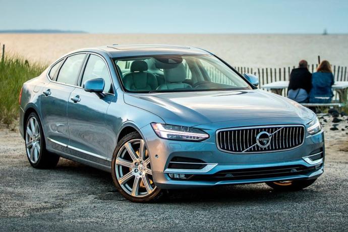 Which of these Volvo’s would you choose?