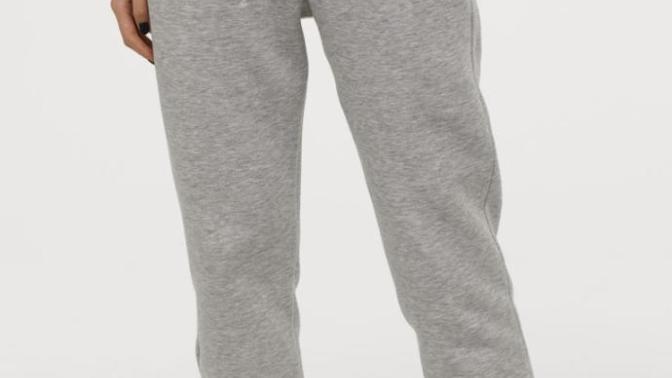 What's the hype with hype around gray sweatpants?