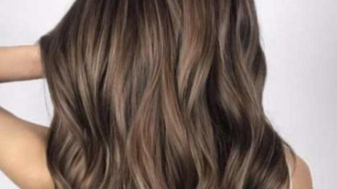 Do you like straight or wavy hair better?