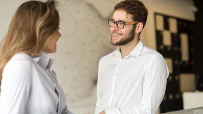 How do I know if her flirting is fake?