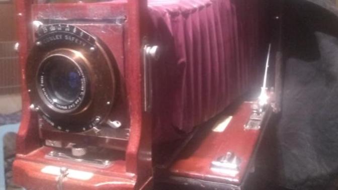 Here is one of my cameras, should I restore or part out, what do you think?