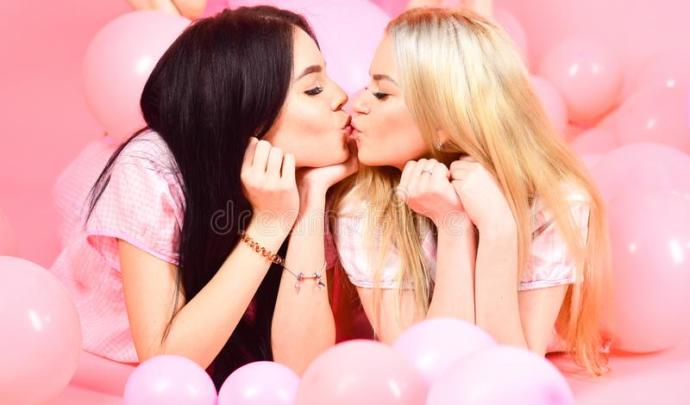 When I say friendship kiss I mean this