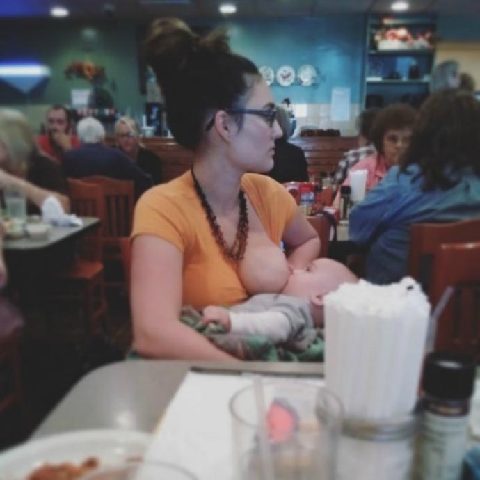 How would you react to this lady breastfeeding in the aisle?