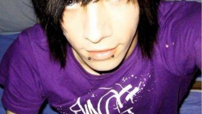 Do emo/scene guys still exist?