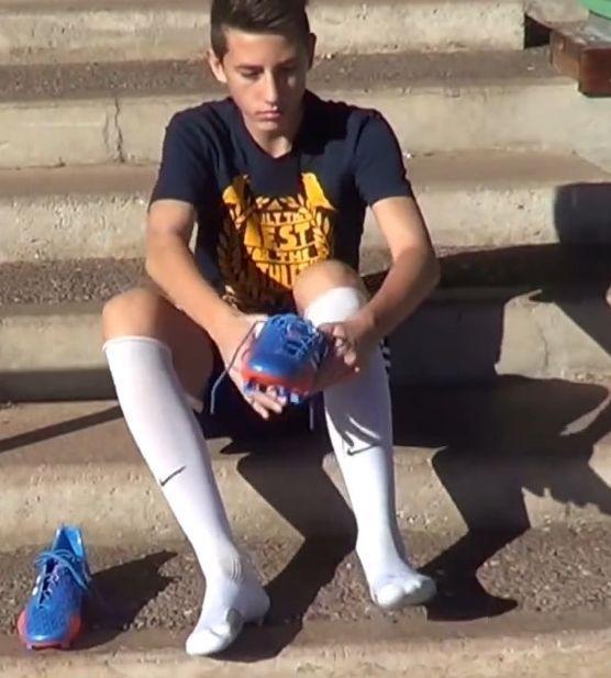 Guys do you wear soccer socks? Girls do you like when guys wear soccer socks?