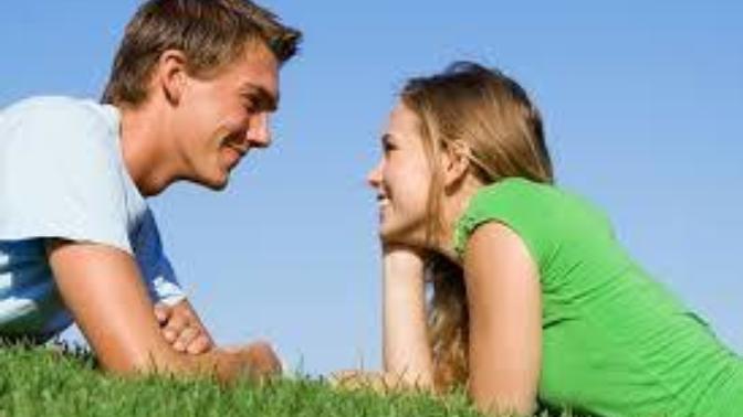 How to tell it a guy is interested versus just being polite?