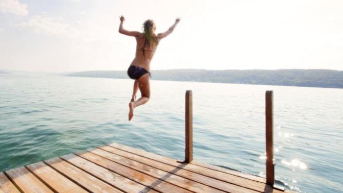 Are you spontaneous or do you like to make plans in advance?