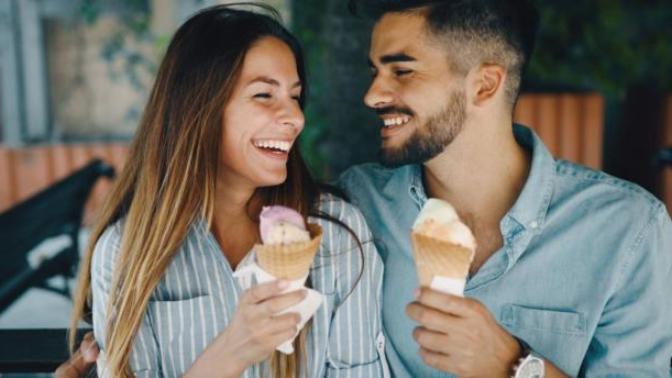 Best tips to make a good first impression on a first date?