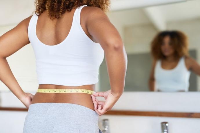 How many more inches is your underbust, compared to your waist measurement?