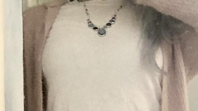 WEAR ME ❤️ WEAR ME NOT💔 {NECKLACE Short blue or long Silver } ?