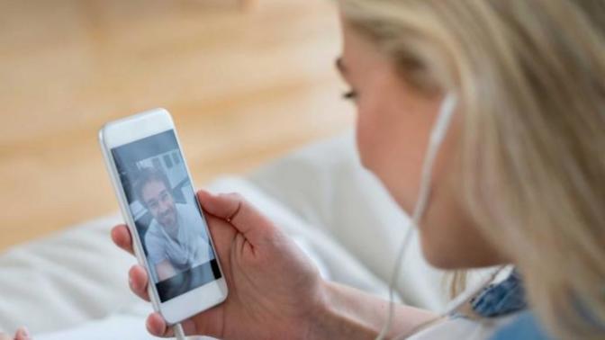 Can a long-distance relationship work if eventually one of the people decides to move?