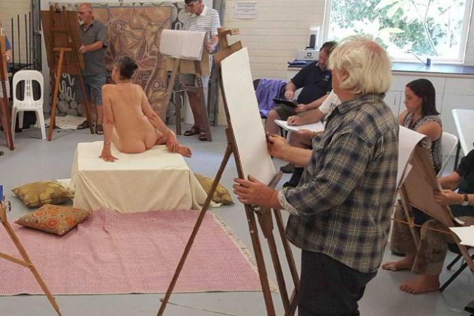 Would you ever volunteer to pose nude for a college, or vocational, art class?